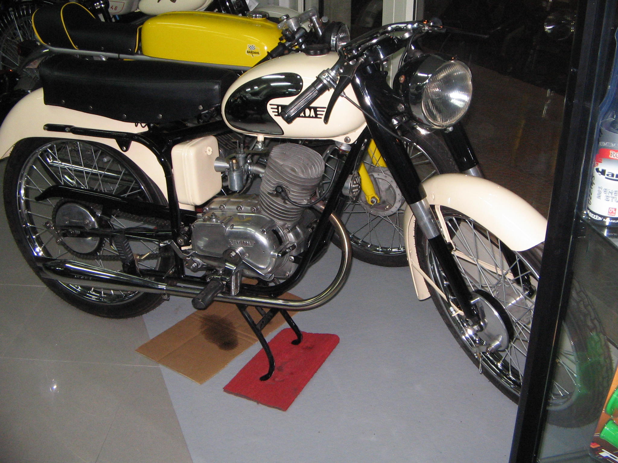 MOTO  LAVERDA  75 SPORT  DOCUMENTI ORIGINALI